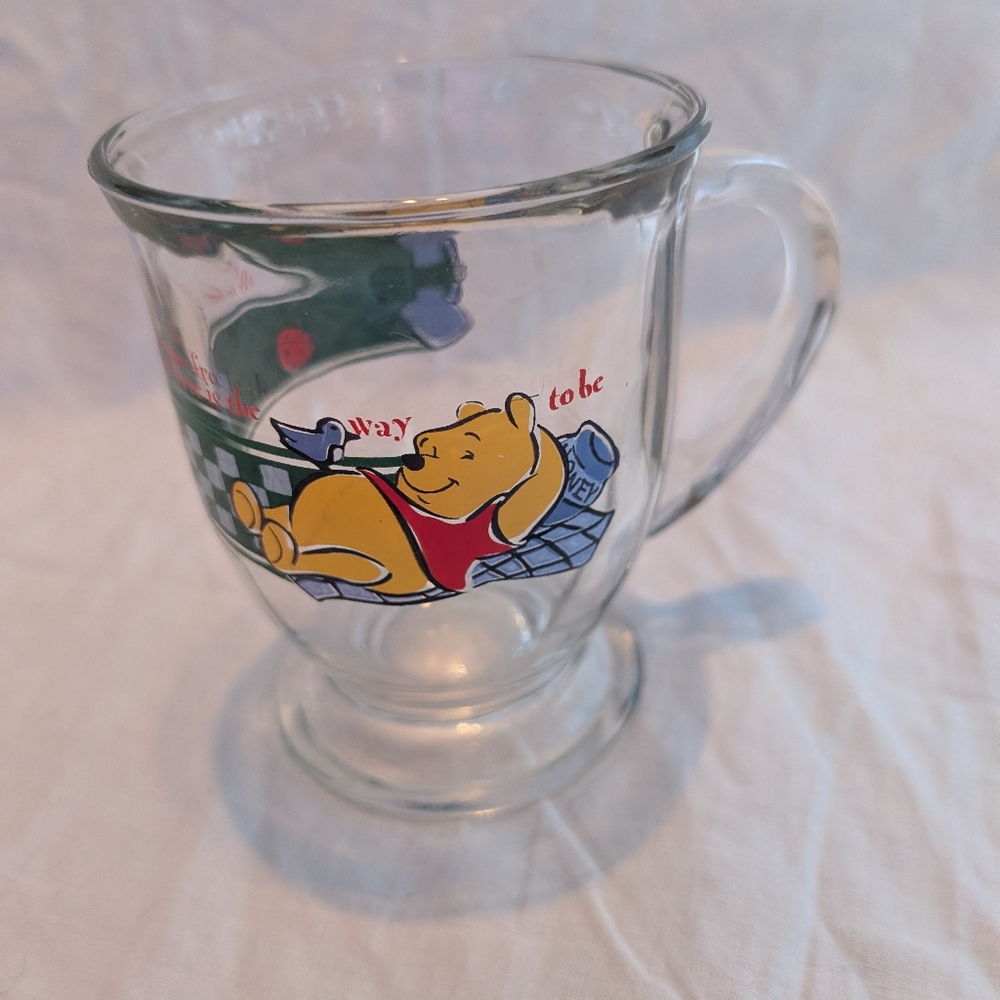 2/20$ Disney Winnie Bother Free the Pooh Relaxing Glass Mug